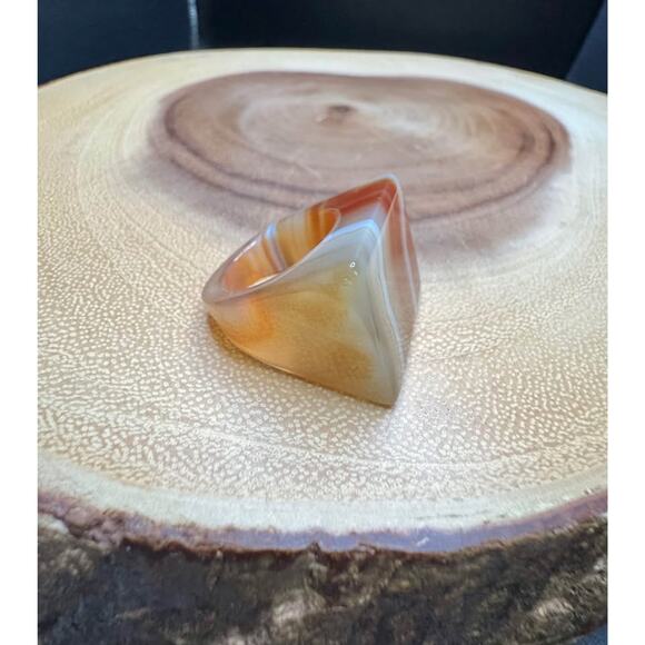 Handcarved Lace Agate Slab Chunky Ring - Picture 7 of 9